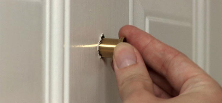 peephole door repair in Port St. Lucie